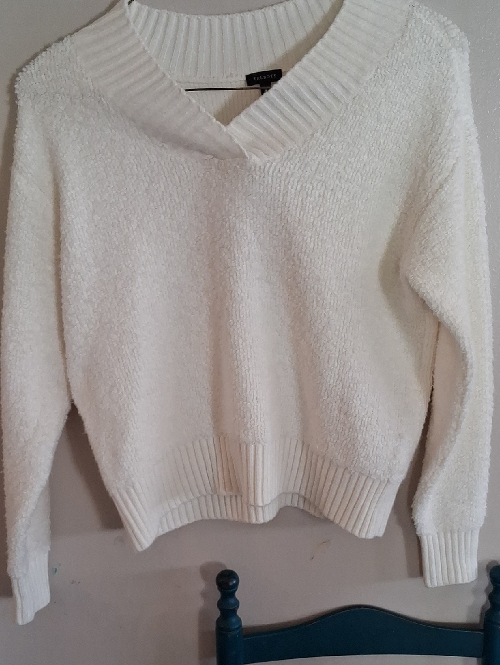 Talbots Cream V-Neck Bouclé Sweater
